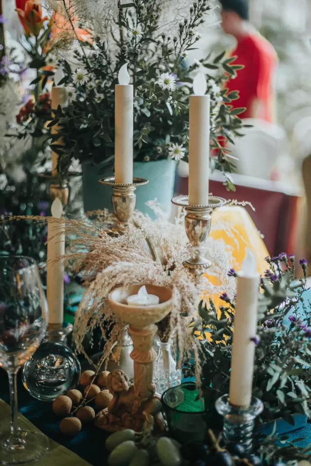 A Perfect Fusion: Fabby and Marissa’s Garden-Style Wedding in Rowan Parsley — photo 7 by Jayden Seah