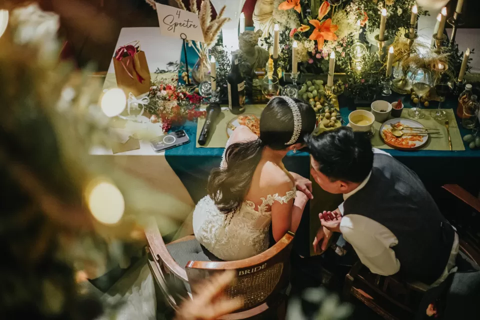A Perfect Fusion: Fabby and Marissa’s Garden-Style Wedding in Rowan Parsley — photo 34 by Jayden Seah