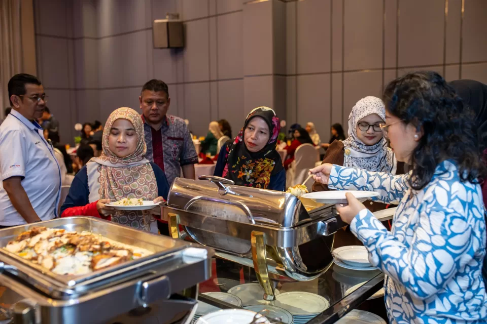 JOFFA Hi Tea Networking Event 2025 — photo 13 by Jayden Seah