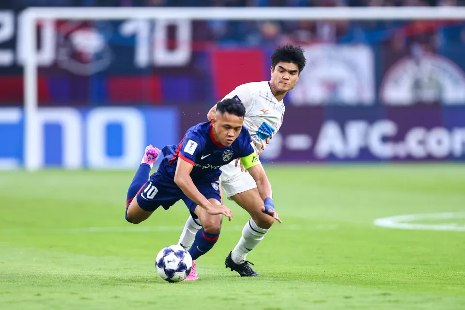 AFC Champions League Elite 26/27 - Johor Darul Ta'zim vs Port FC — photo by Jayden Seah
