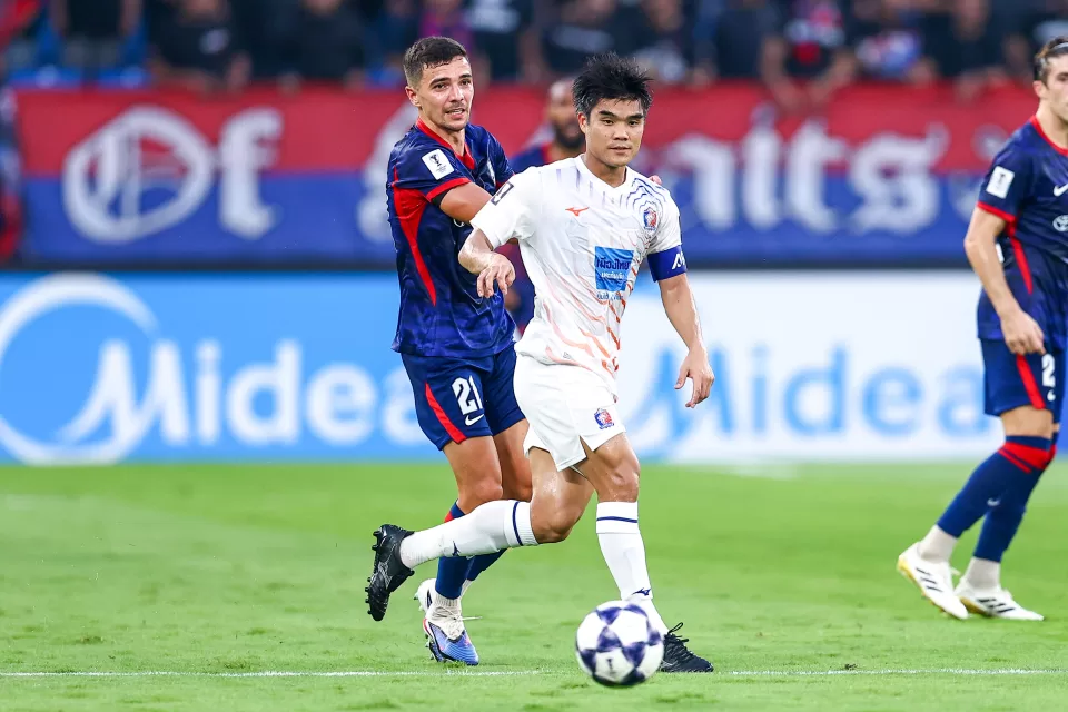 AFC Champions League Elite 26/27 - Johor Darul Ta'zim vs Port FC — photo by Jayden Seah