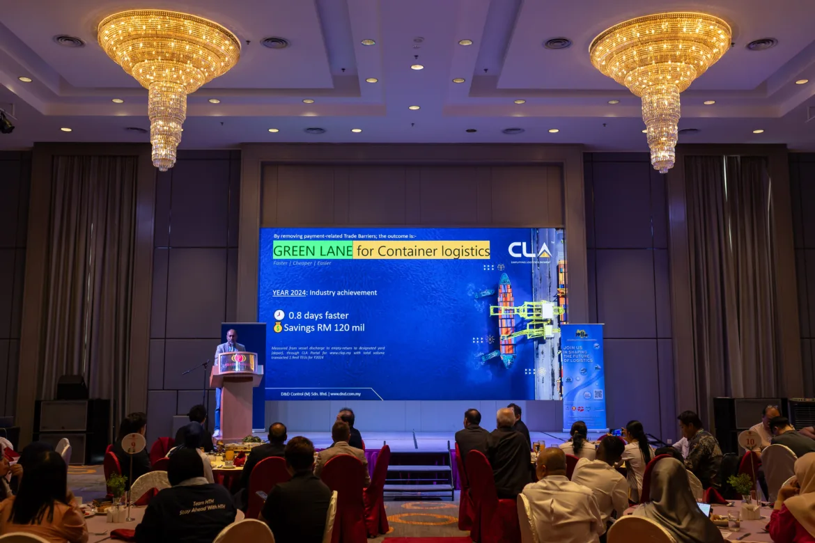 JS JOFFA 20251107 8849